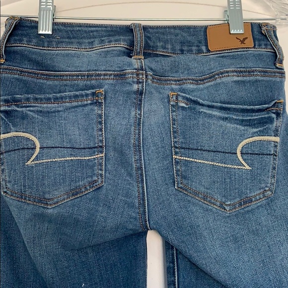 Medium wash jeans - Picture 3 of 6